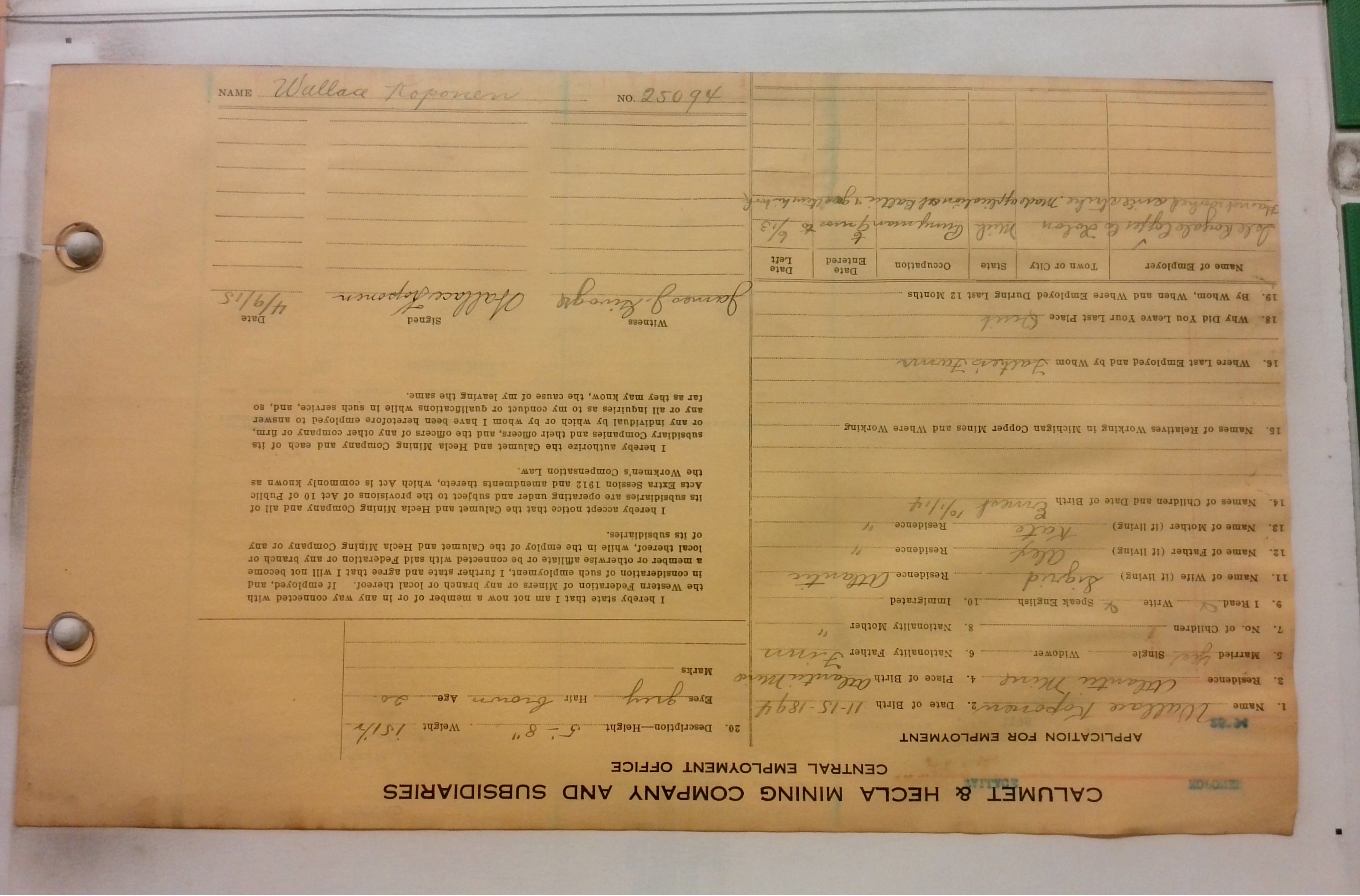 Digitized front of the employment card for Wallace Koponen
